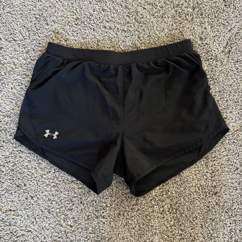 Under Armour Shorts Size Medium